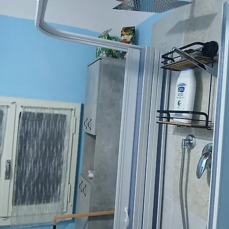 アパート In Centro Storico Di リオルナート