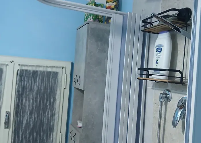 アパート In Centro Storico Di リオルナート